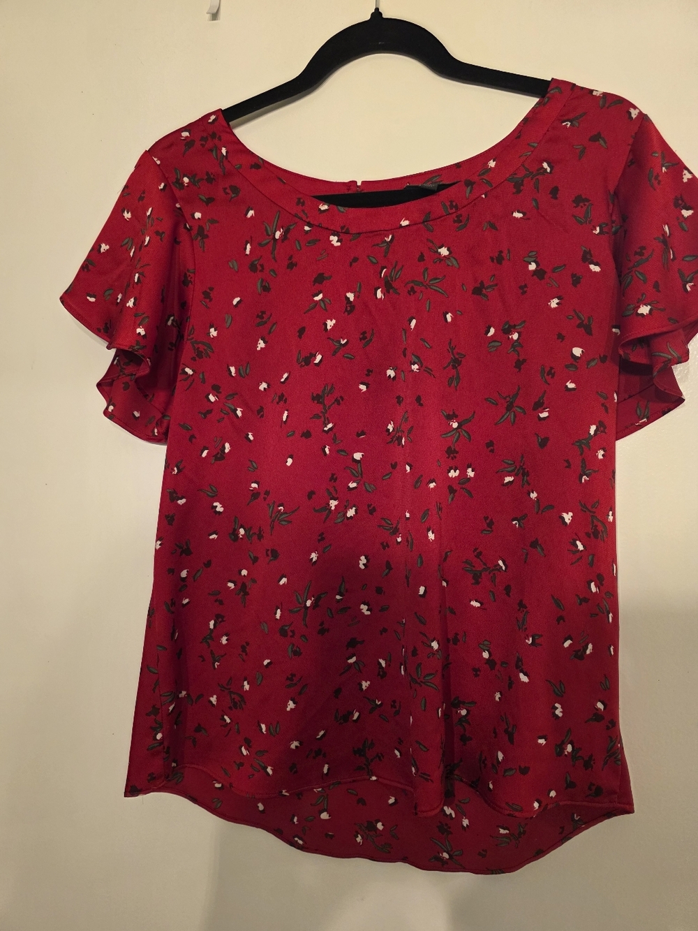 Banana Republic Red Floral Flutter-Sleeve Blouse